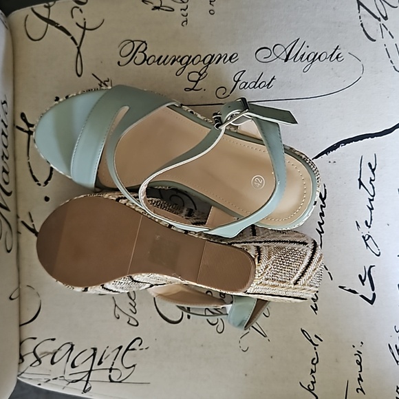 Blue Wedges - Picture 3 of 4